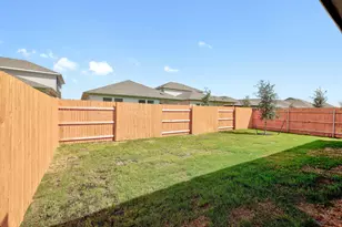 107 Malibu, Hutto, TX 78634 - Photo 26