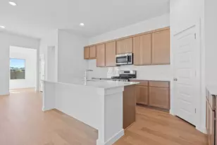 107 Malibu, Hutto, TX 78634 - Photo 10