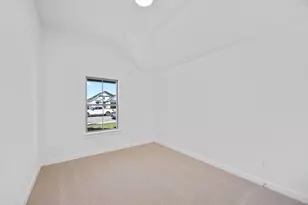 107 Malibu, Hutto, TX 78634 - Photo 18