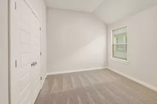 107 Malibu, Hutto, TX 78634 - Photo 20