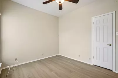 807 W 25th Street #309, Austin, TX 78705 - Photo 22