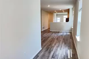 561 Papaya Dr, Buda, TX 78610 - Photo 2