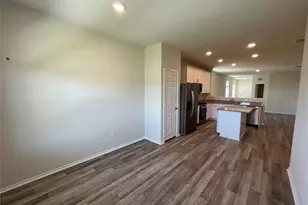 561 Papaya Dr, Buda, TX 78610 - Photo 8