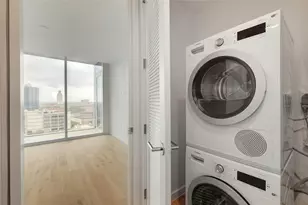 313 W 17th St, Austin, TX 78701 - Photo 18