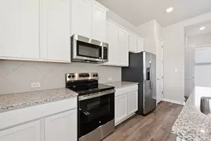 1020 Vista View Dr, Georgetown, TX 78626 - Photo 10