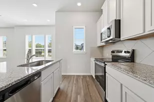 1020 Vista View Dr, Georgetown, TX 78626 - Photo 12