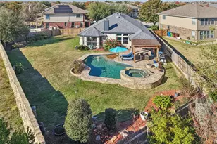 2803 Angelina Dr, Round Rock, TX 78665 - Photo 2