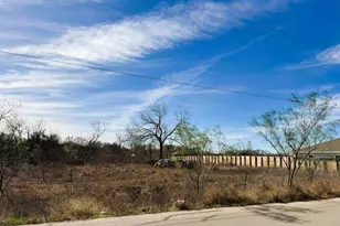 133 Blushing Dr, Cedar Creek, TX 78612 - Photo 1