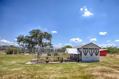 2666 County Road 247, Moulton, TX 77975 - Photo 20