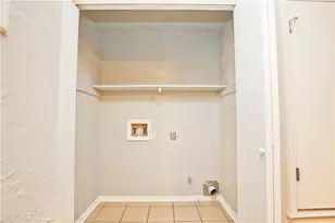 8401 Colony Loop Dr, Austin, TX 78724 - Photo 12