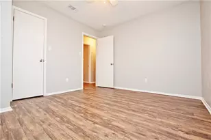 8401 Colony Loop Dr, Austin, TX 78724 - Photo 18