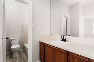 10819 Crown Colony Dr, Austin, TX 78747 - Photo 18