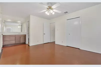 5703 W Gate Boulevard #B, Austin, TX 78745 - Photo 14