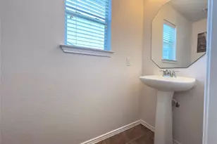 513 Rolling Oak Dr, Round Rock, TX 78664 - Photo 10
