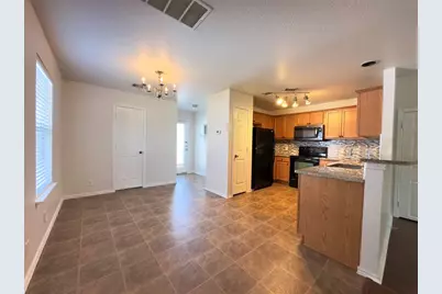 513 Rolling Oak Drive, Round Rock, TX 78664 - Photo 8