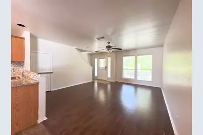 513 Rolling Oak Drive, Round Rock, TX 78664 - Photo 6