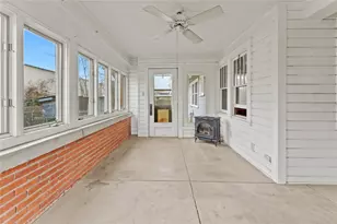 501 E 6th St, Cameron, TX 76520 - Photo 10