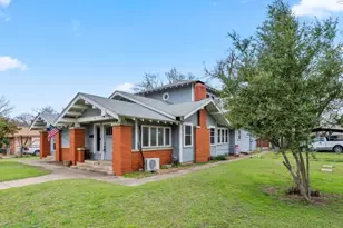 501 E 6th St, Cameron, TX 76520 - Photo 4