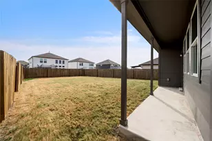 221 Comet Pointe Dr, Georgetown, TX 78628 - Photo 20