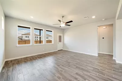 221 Comet Pointe Drive, Georgetown, TX 78628 - Photo 8