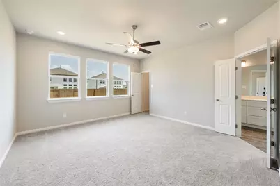 221 Comet Pointe Drive, Georgetown, TX 78628 - Photo 10
