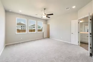 221 Comet Pointe Dr, Georgetown, TX 78628 - Photo 10