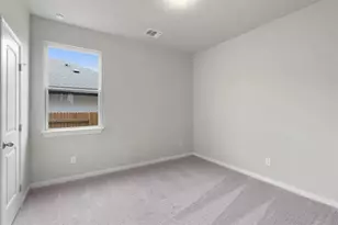 221 Comet Pointe Dr, Georgetown, TX 78628 - Photo 28