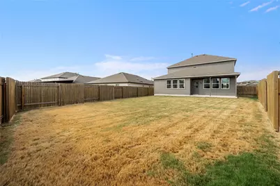221 Comet Pointe Drive, Georgetown, TX 78628 - Photo 18