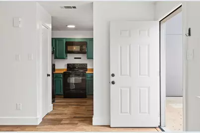 1712 N Timber Ridge Road, Austin, TX 78741 - Photo 12