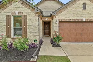 1724 Stinnett Dr, Leander, TX 78641 - Photo 2
