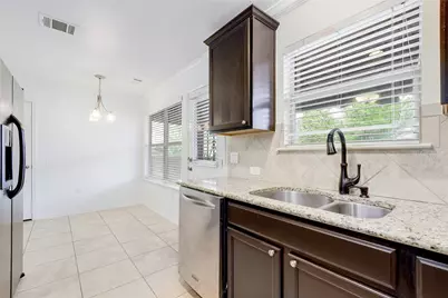 7201 Outfitter Drive, Austin, TX 78744 - Photo 10