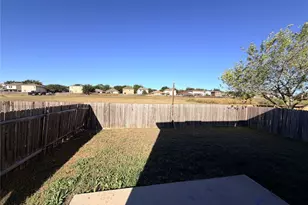 13412 Guarnere Dr, Del Valle, TX 78617 - Photo 20