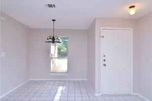 3509 Harpers Ferry Ln, Austin, TX 78749 - Photo 4