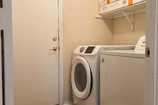 1612 Poppy Seed Ln, Austin, TX 78741 - Photo 16