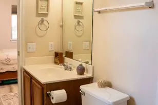 1612 Poppy Seed Ln, Austin, TX 78741 - Photo 10