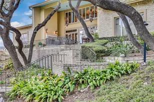 3418 Mt Bonnell Cir, Austin, TX 78731 - Photo 2