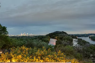 3418 Mount Bonnell Circle, Austin, TX 78731 - Photo 14