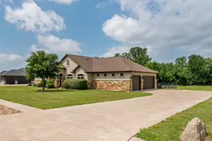 212 Golden Eagle Wy, Liberty Hill, TX 78642 - Photo 6