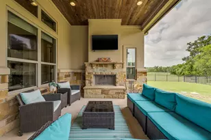212 Golden Eagle Wy, Liberty Hill, TX 78642 - Photo 4
