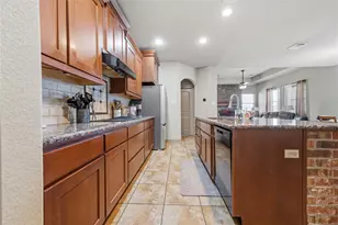 8318 Campeche Bay Pl, Round Rock, TX 78681 - Photo 12