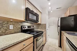 3204 Menchaca Rd, Austin, TX 78704 - Photo 10