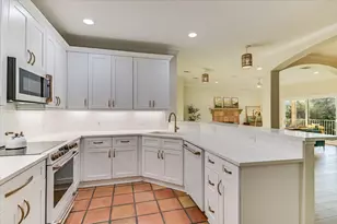 5507 Oakwood Cove, Austin, TX 78731 - Photo 10