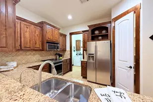 2804B Lohmans Ford Rd, Jonestown, TX 78645 - Photo 12