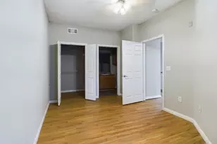 2502 Leon St, Austin, TX 78705 - Photo 8