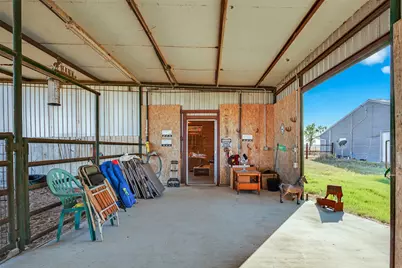 672 County Road 447, Waelder, TX 78959 - Photo 34
