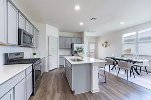 7916 City Top Blvd, Austin, TX 78724 - Photo 10