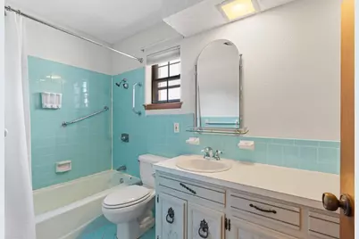 1813 Cedar Ridge Drive, Austin, TX 78741 - Photo 14
