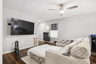 6617 Sunderland Trail, Austin, TX 78747 - Photo 6