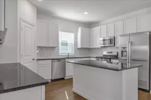 202 Tokalaun Dr, Hutto, TX 78634 - Photo 10