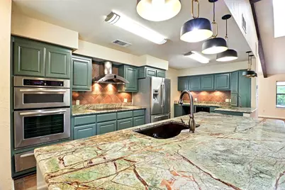 124 Tee Off, Horseshoe Bay, TX 78654 - Photo 12